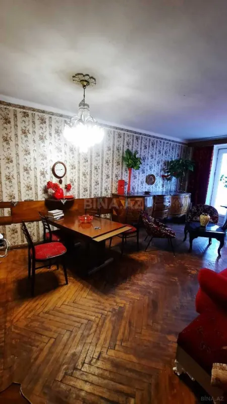 Satılır 2 otaqlı mənzil 60 m²