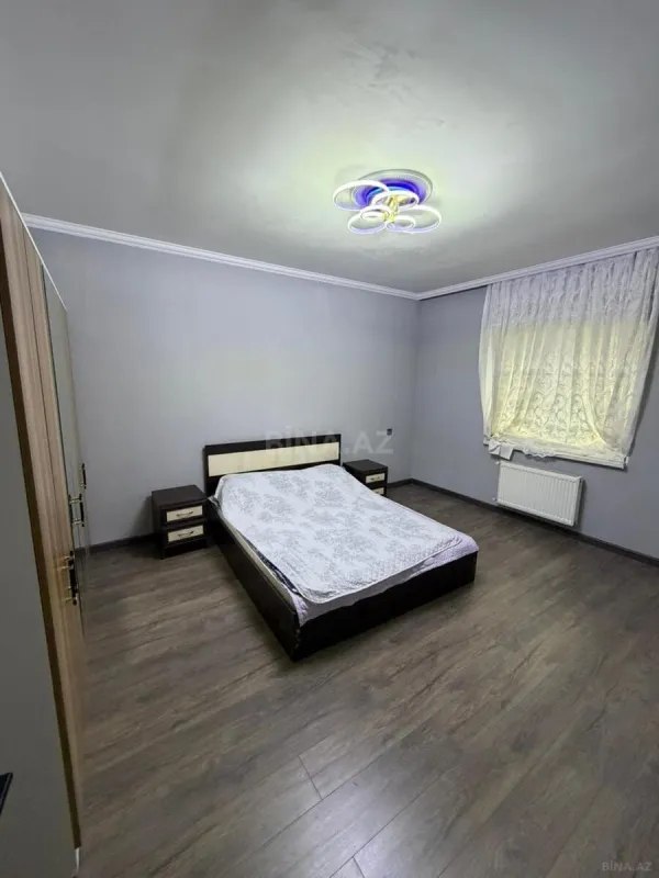 Satılır 7 otaqlı həyət evi 250 m²