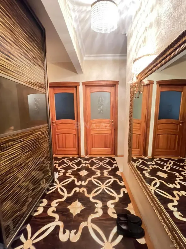 Satılır 3 otaqlı mənzil 90 m²