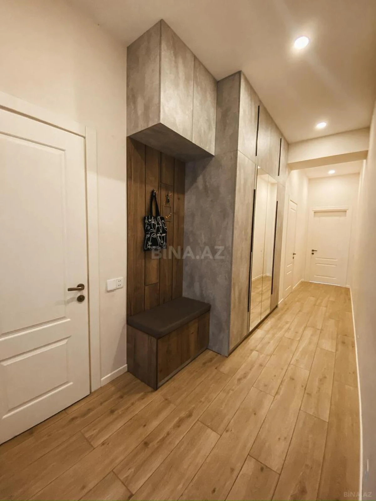 Kirayə verilir 3 otaqlı mənzil 89 m²