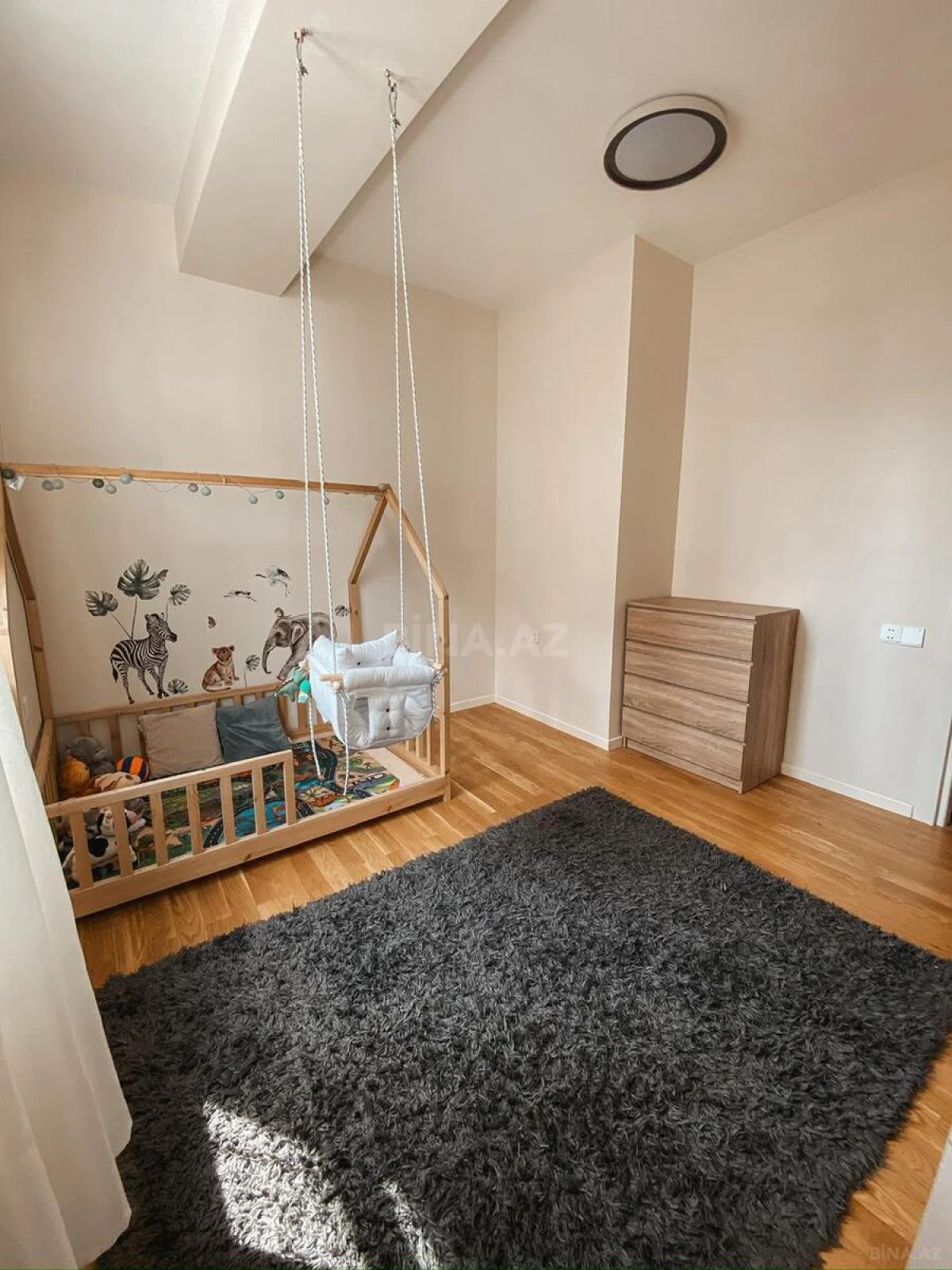 Kirayə verilir 3 otaqlı mənzil 89 m²