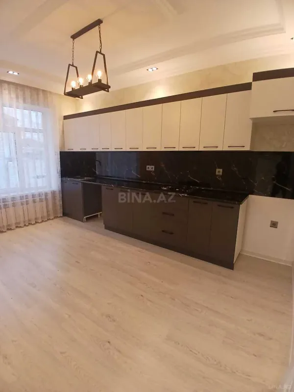 Satılır 4 otaqlı həyət evi 100 m²