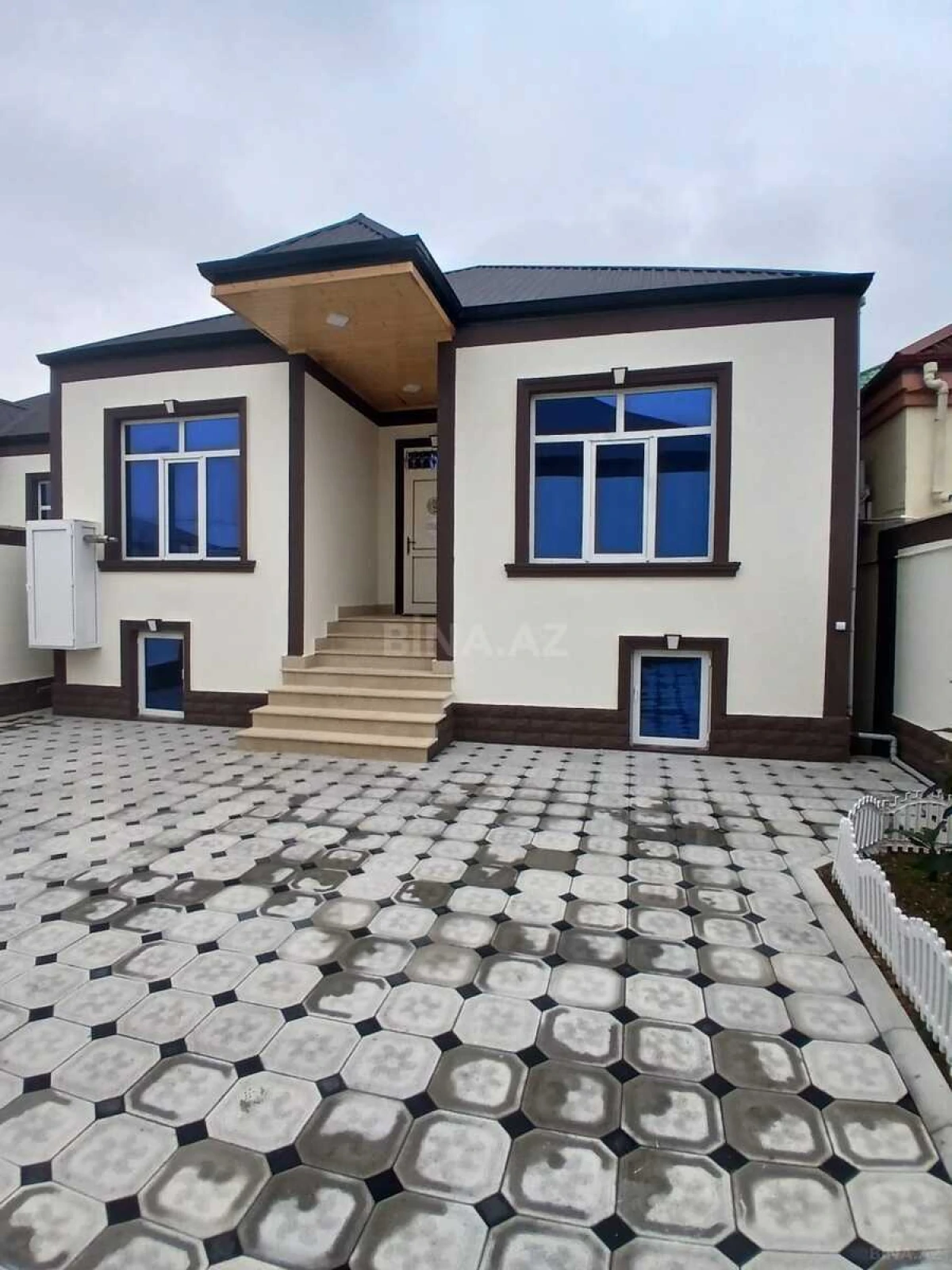 Satılır 4 otaqlı həyət evi 100 m²