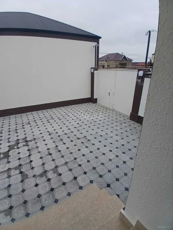 Satılır 4 otaqlı həyət evi 100 m²