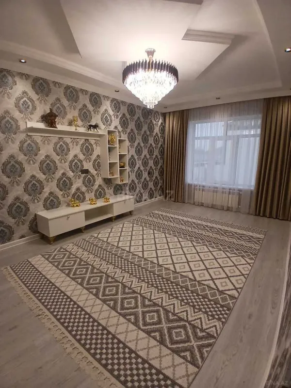 Satılır 4 otaqlı həyət evi 100 m²