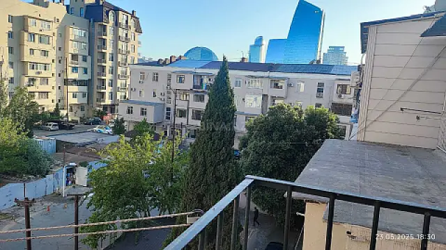 Satılır 1 otaqlı mənzil 44 m²