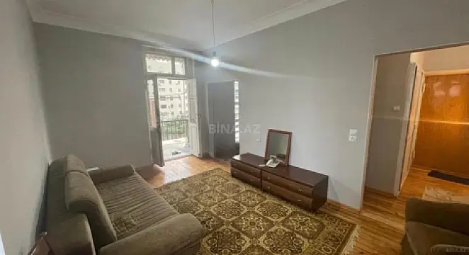Satılır 1 otaqlı mənzil 44 m²