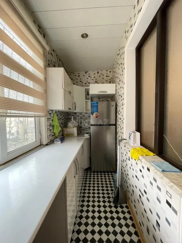 Satılır 3 otaqlı mənzil 42 m²