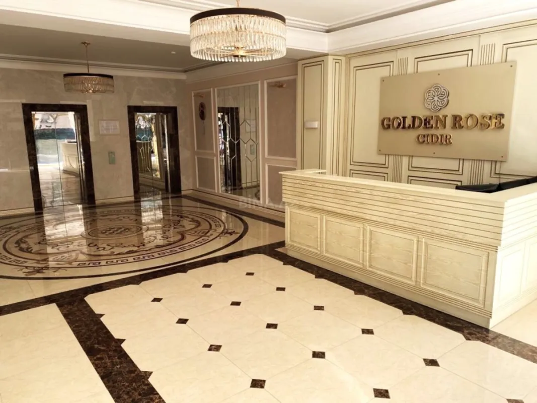 Satılır 2 otaqlı mənzil 65 m²