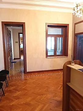 Kirayə verilir 6 otaqlı ofis 270 m²