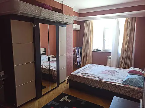Kirayə verilir 3 otaqlı mənzil 120 m²