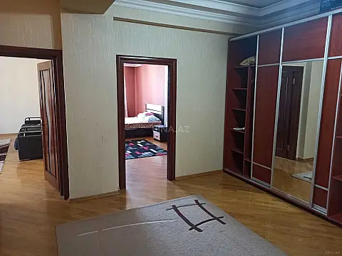 Kirayə verilir 3 otaqlı mənzil 120 m²