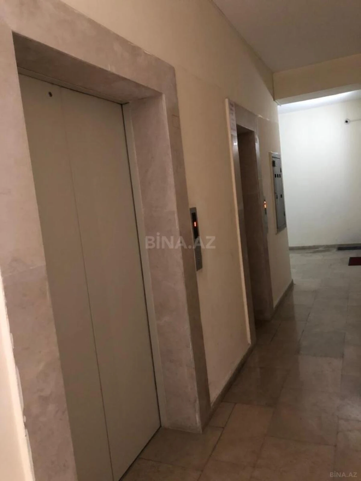 Kirayə verilir 3 otaqlı mənzil 120 m²