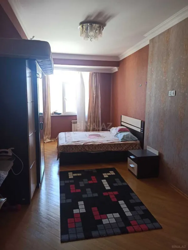 Kirayə verilir 3 otaqlı mənzil 120 m²