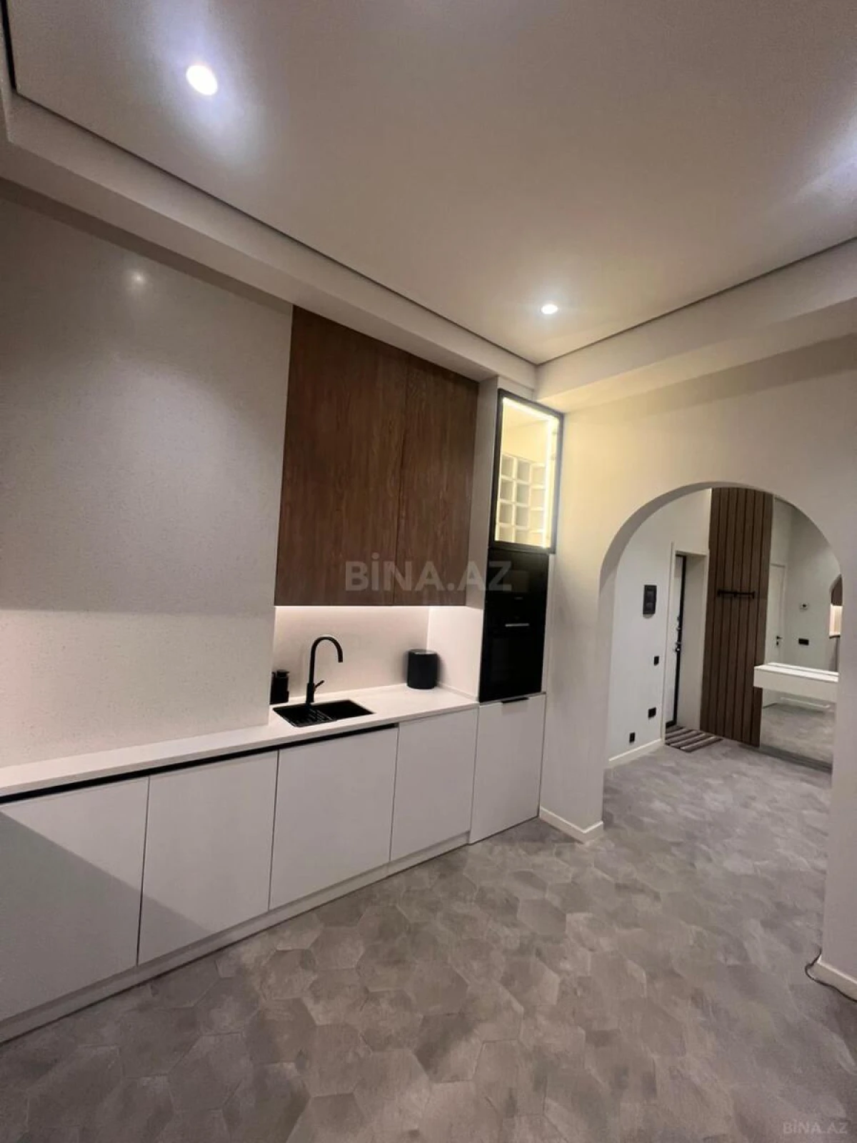 Kirayə verilir 2 otaqlı mənzil 80 m²