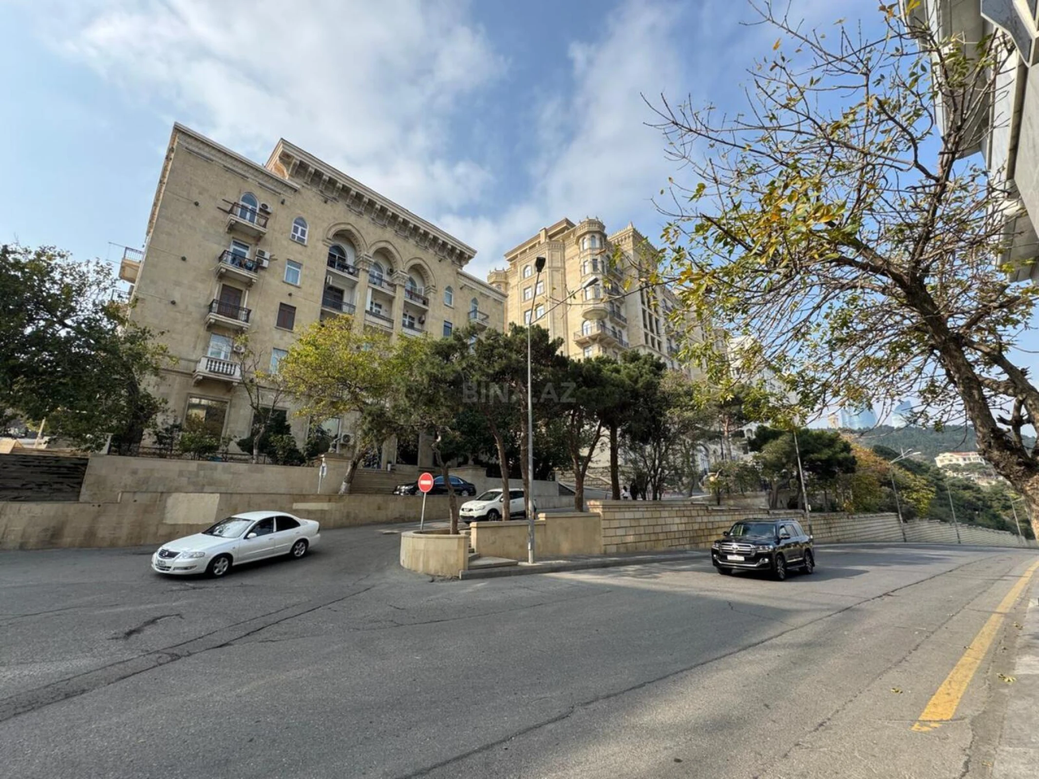 Satılır 7 otaqlı mənzil 130 m²