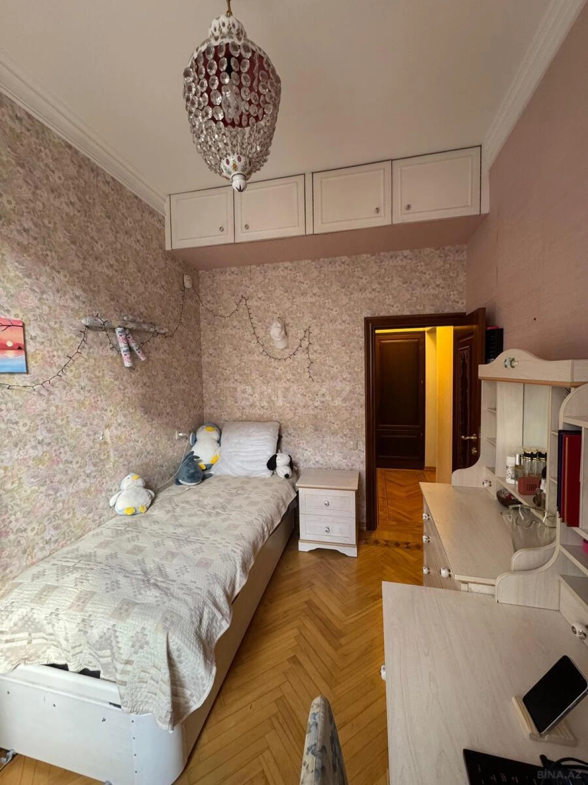 Satılır 7 otaqlı mənzil 130 m²