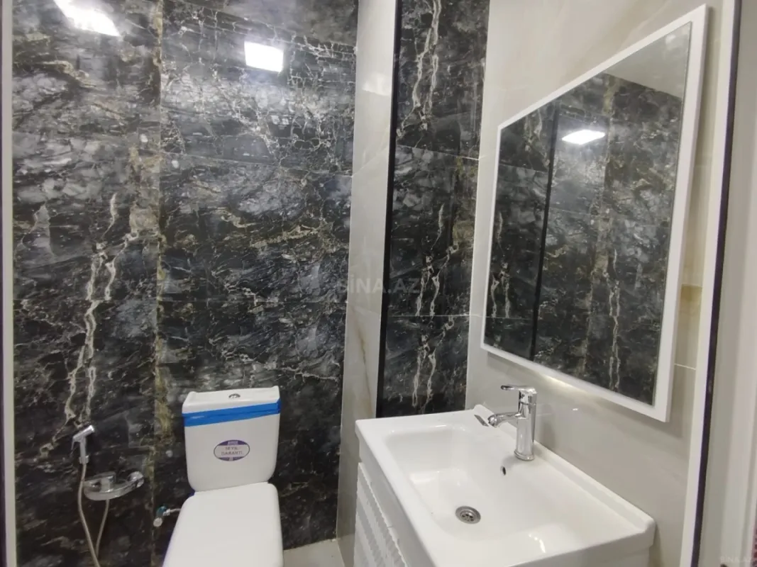 Satılır 2 otaqlı mənzil 58 m²