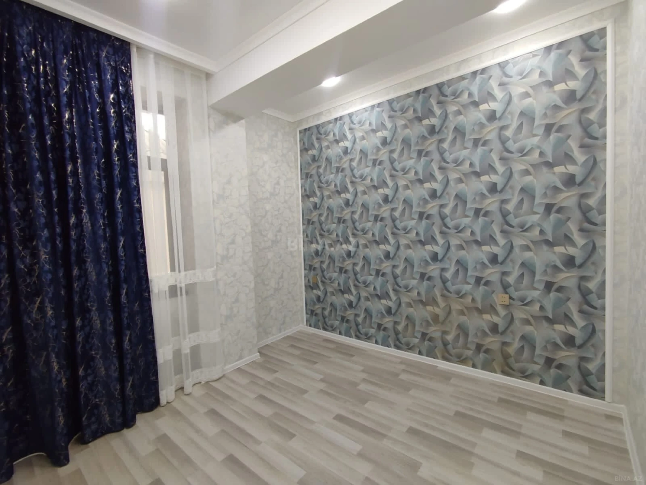 Satılır 2 otaqlı mənzil 58 m²