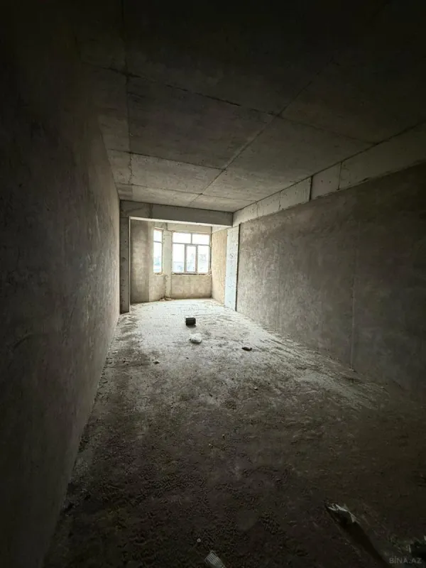 Satılır 3 otaqlı mənzil 136 m²