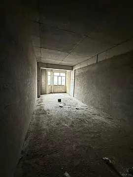 Satılır 3 otaqlı mənzil 136 m²