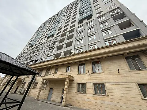 Satılır 3 otaqlı mənzil 136 m² — Bakı, Bülbülə 3 otaq 136.00 m²