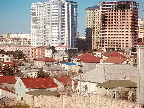 Satılır 6 otaqlı həyət evi 510 m²