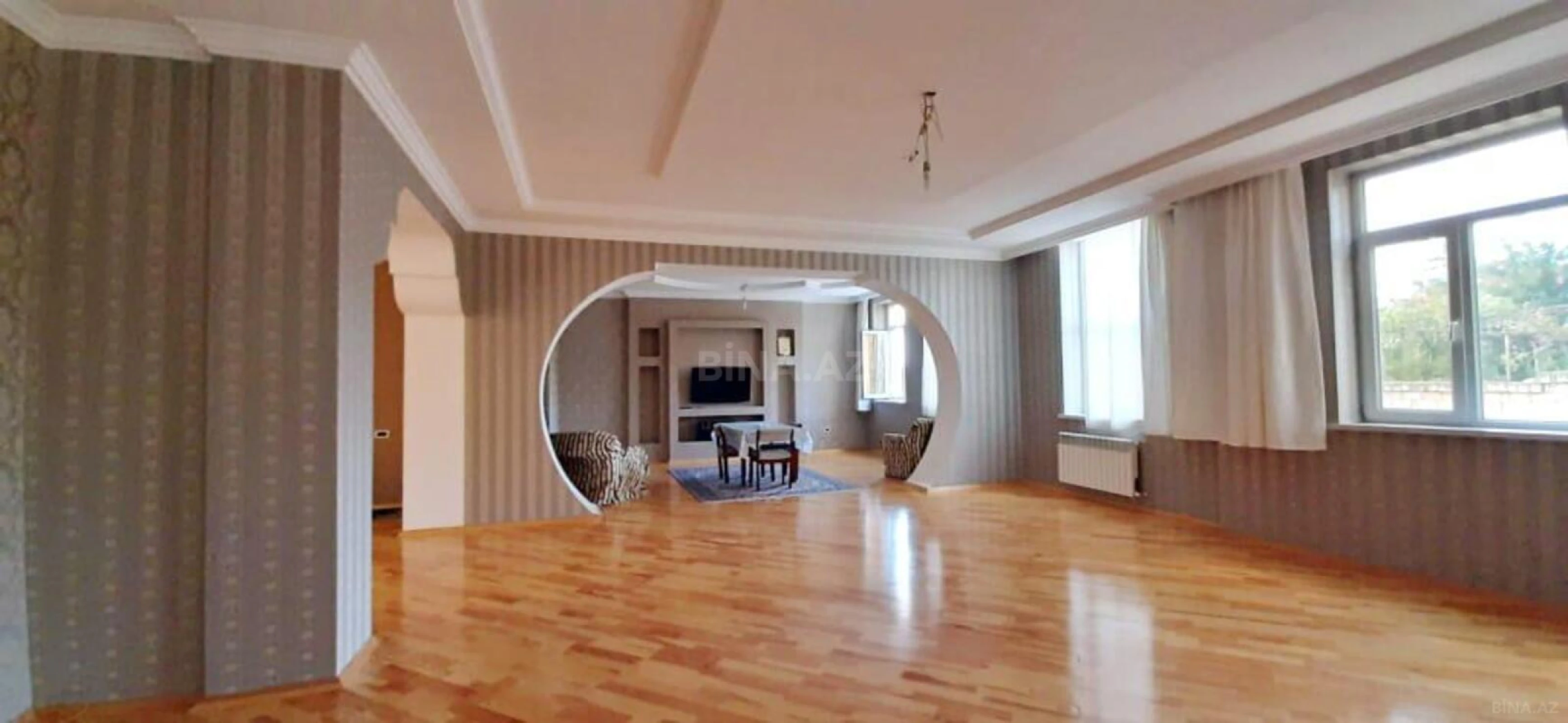 Satılır 6 otaqlı həyət evi 510 m²