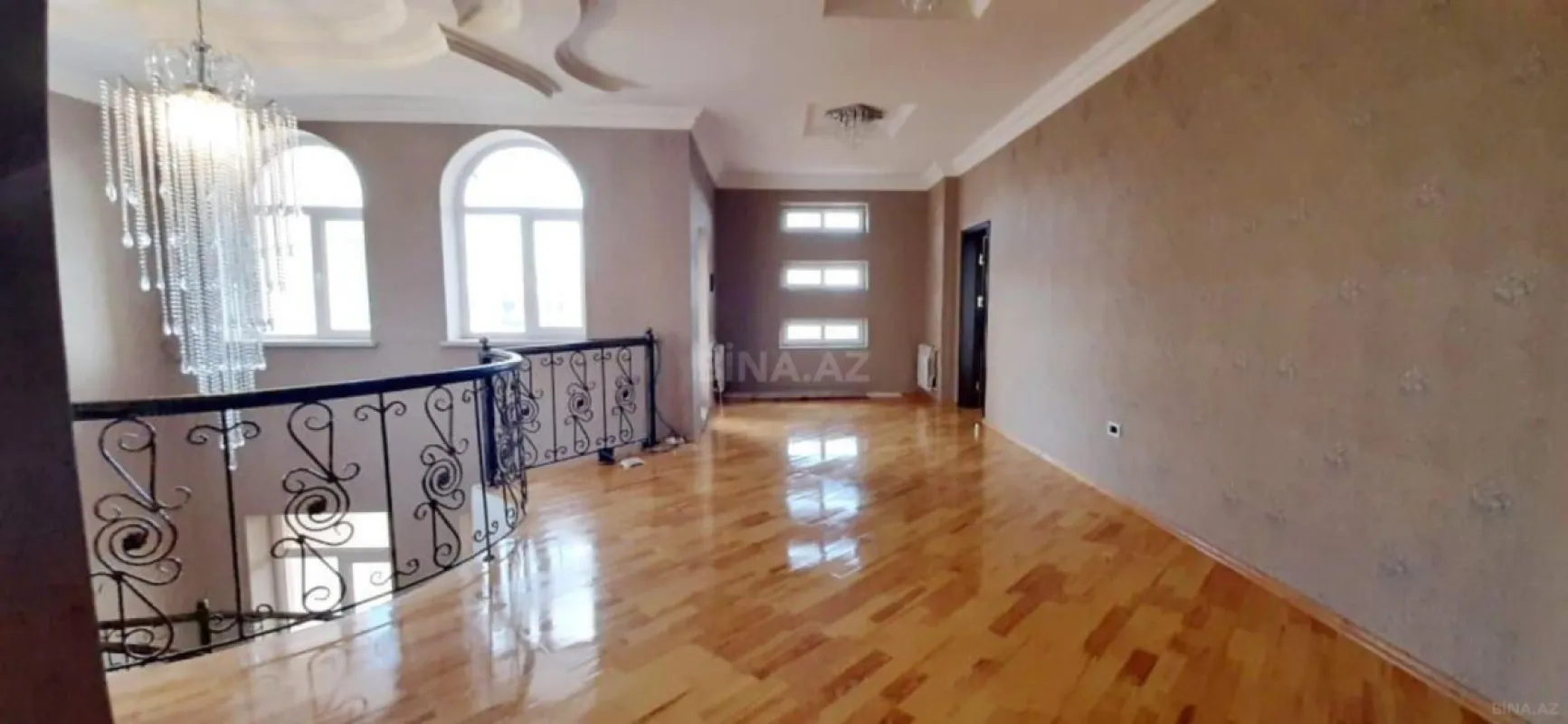 Satılır 6 otaqlı həyət evi 510 m²