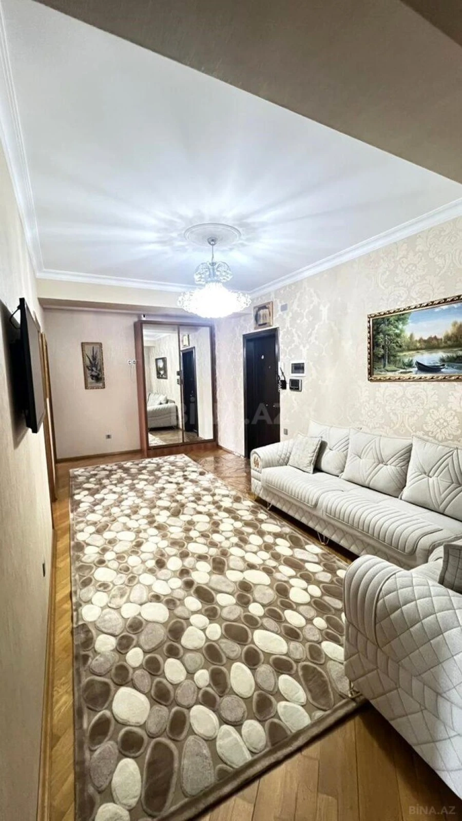 Satılır 2 otaqlı mənzil 110 m²