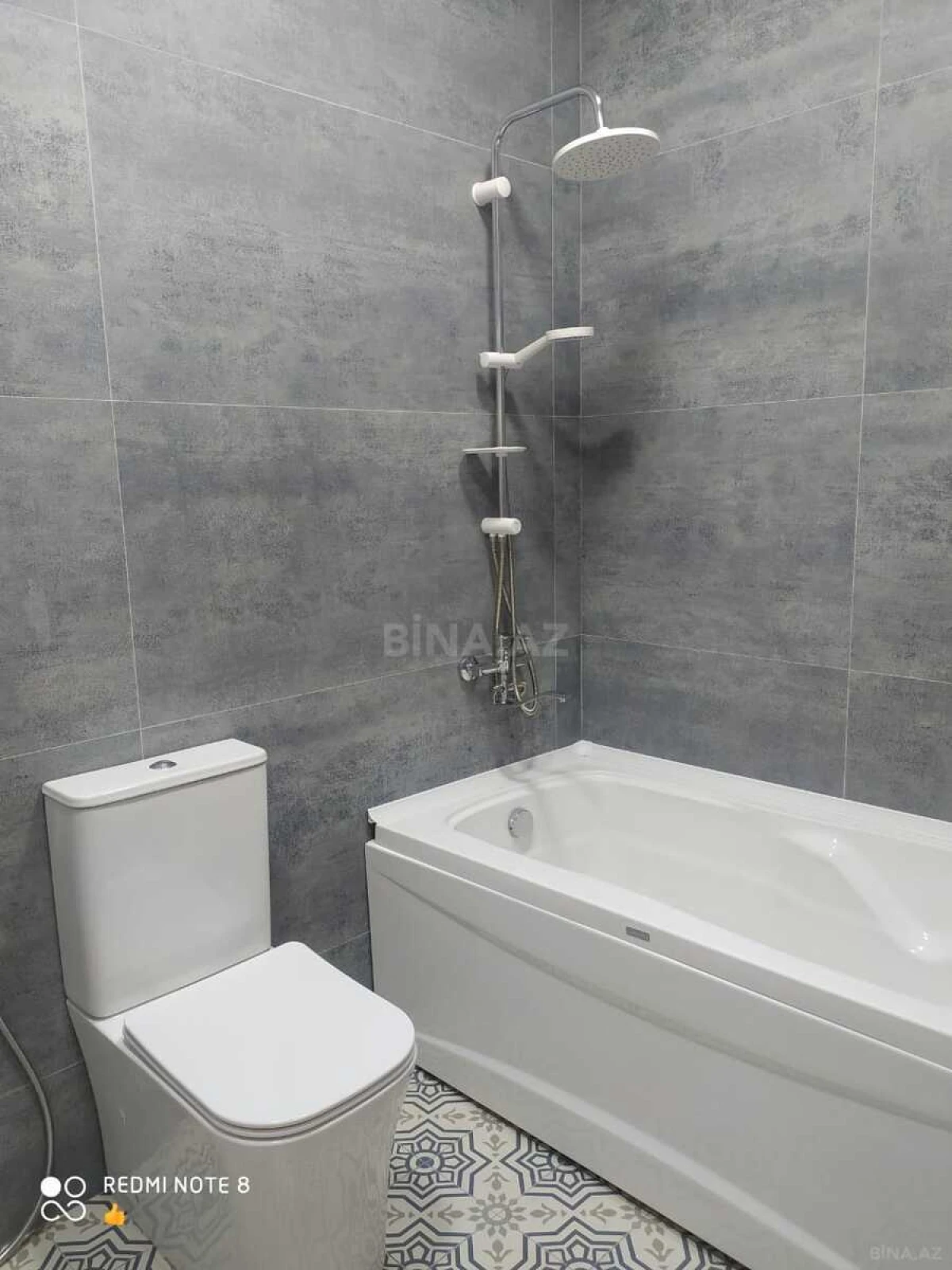 Satılır 7 otaqlı həyət evi 351 m²