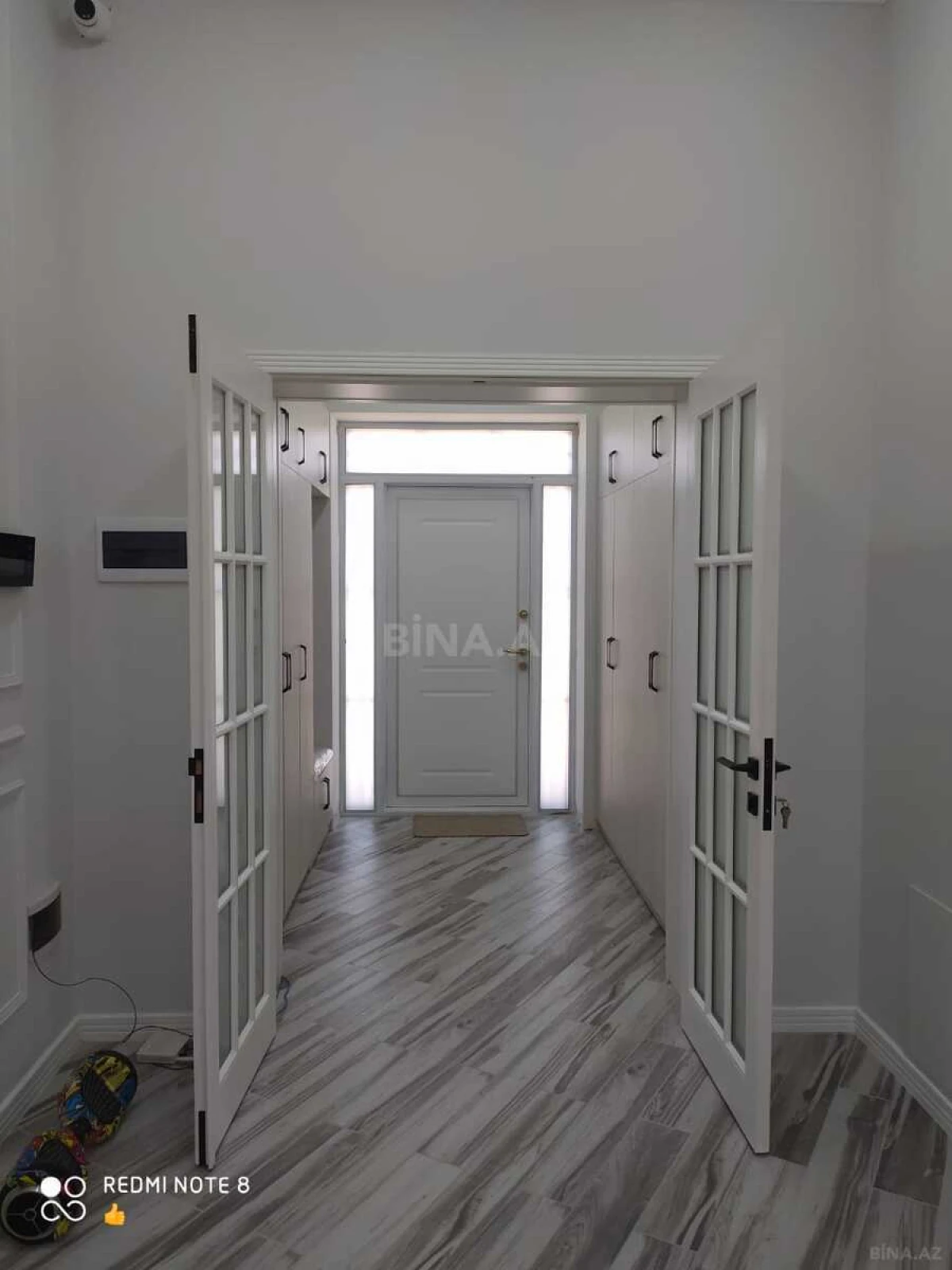 Satılır 7 otaqlı həyət evi 351 m²