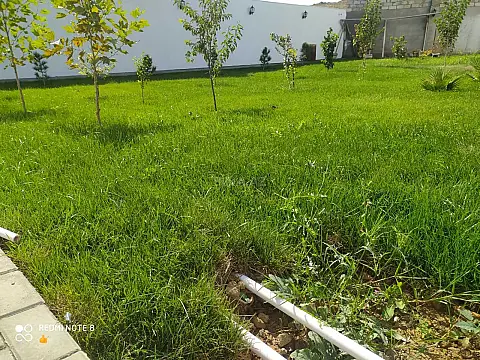 Satılır 7 otaqlı həyət evi 351 m²