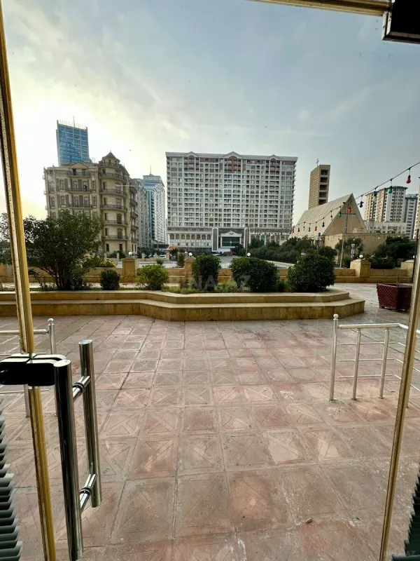 Kirayə verilir 2 otaqlı ofis 80 m²