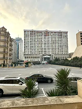 Kirayə verilir 2 otaqlı ofis 80 m²