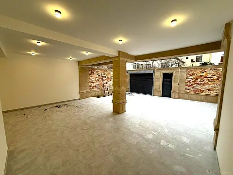 Satılır 6 otaqlı həyət evi 390 m²