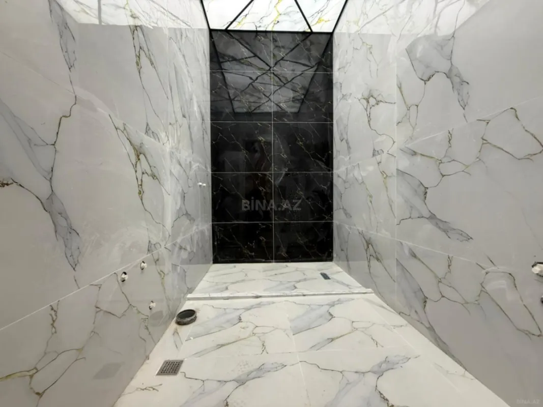 Satılır 6 otaqlı həyət evi 390 m²