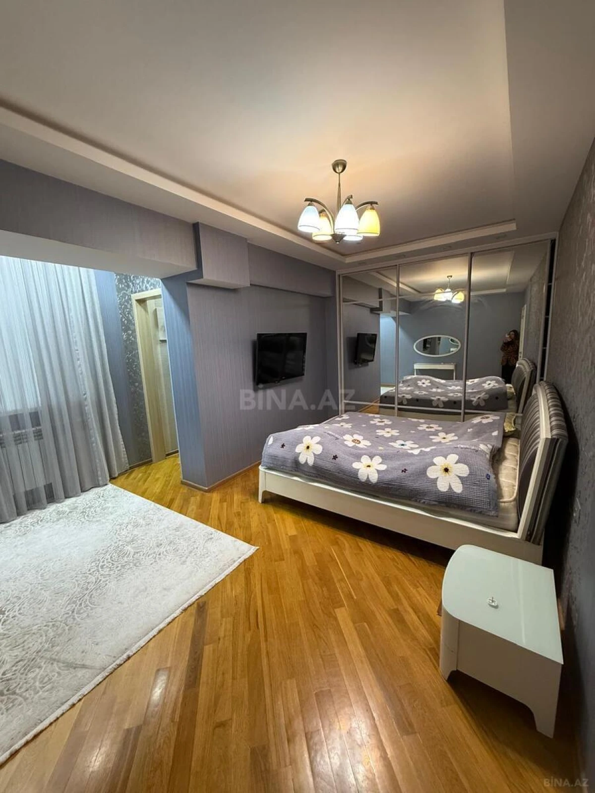 Kirayə verilir 3 otaqlı mənzil 110 m²