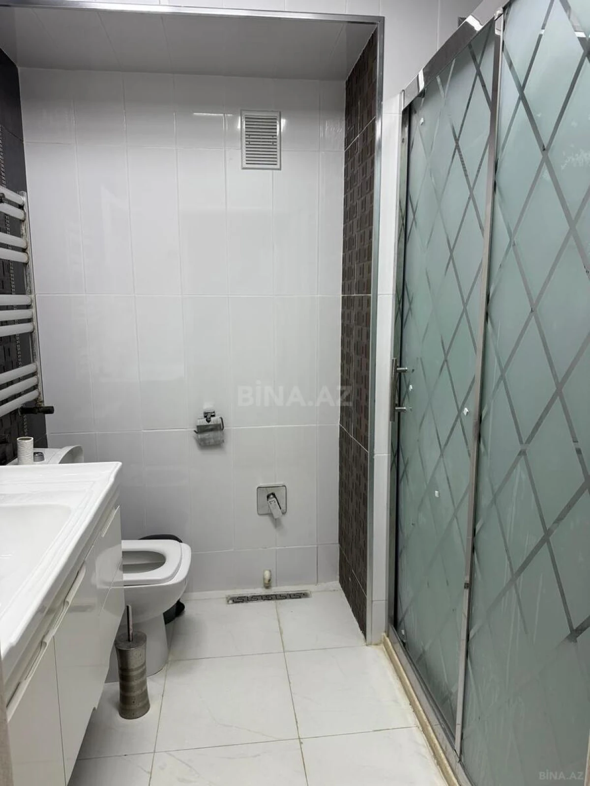 Kirayə verilir 3 otaqlı mənzil 110 m²