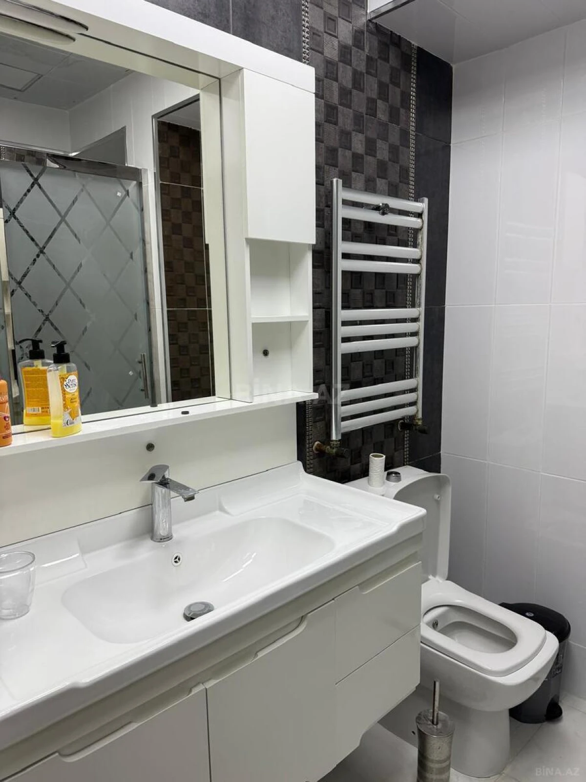 Kirayə verilir 3 otaqlı mənzil 110 m²