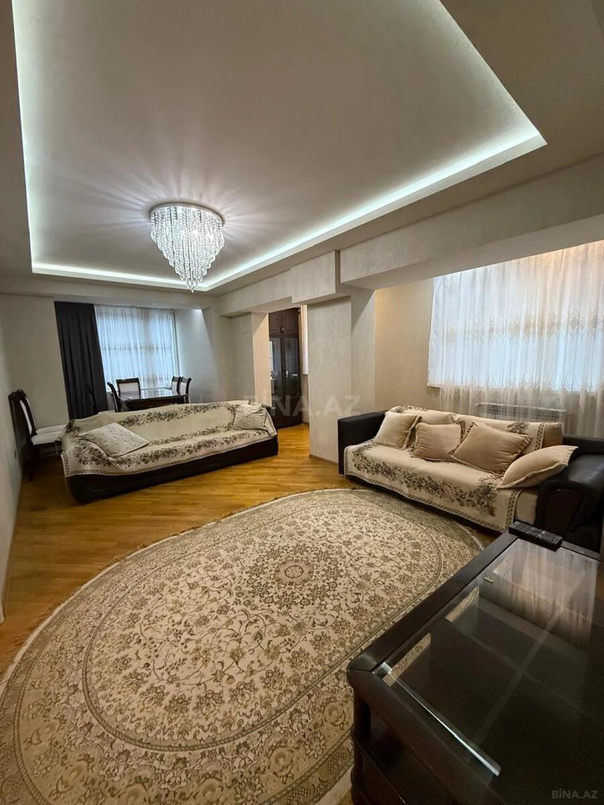 Kirayə verilir 3 otaqlı mənzil 110 m²