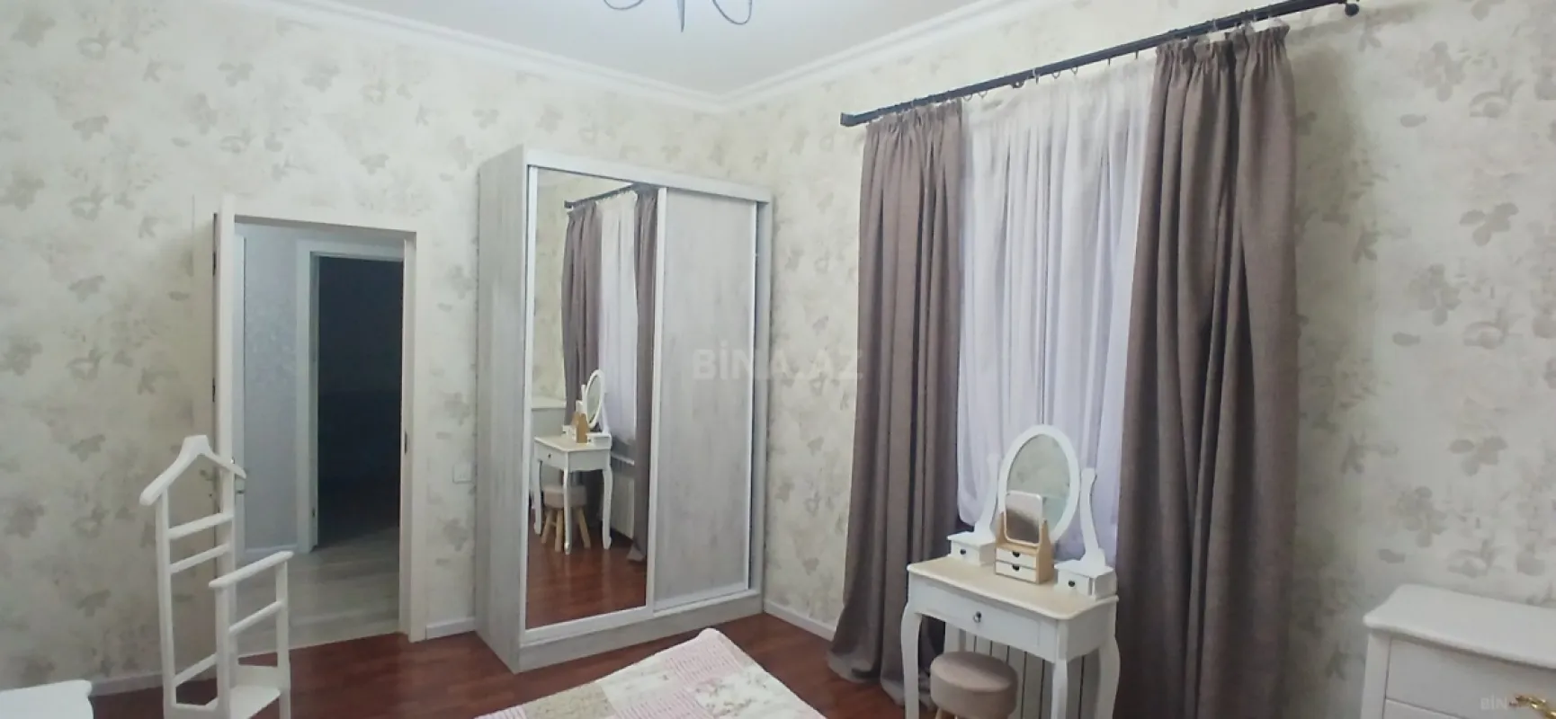 Satılır 4 otaqlı həyət evi 150 m²