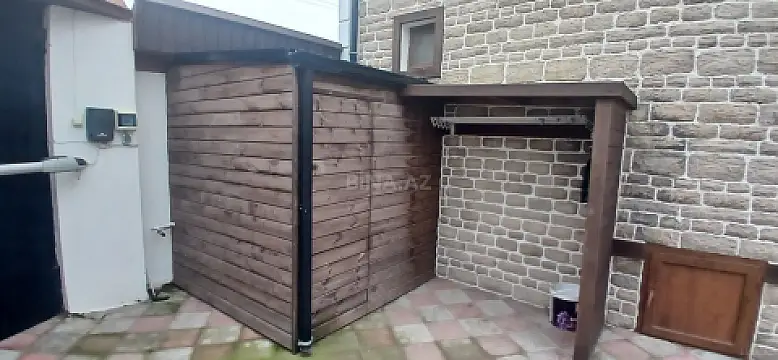 Satılır 4 otaqlı həyət evi 150 m²