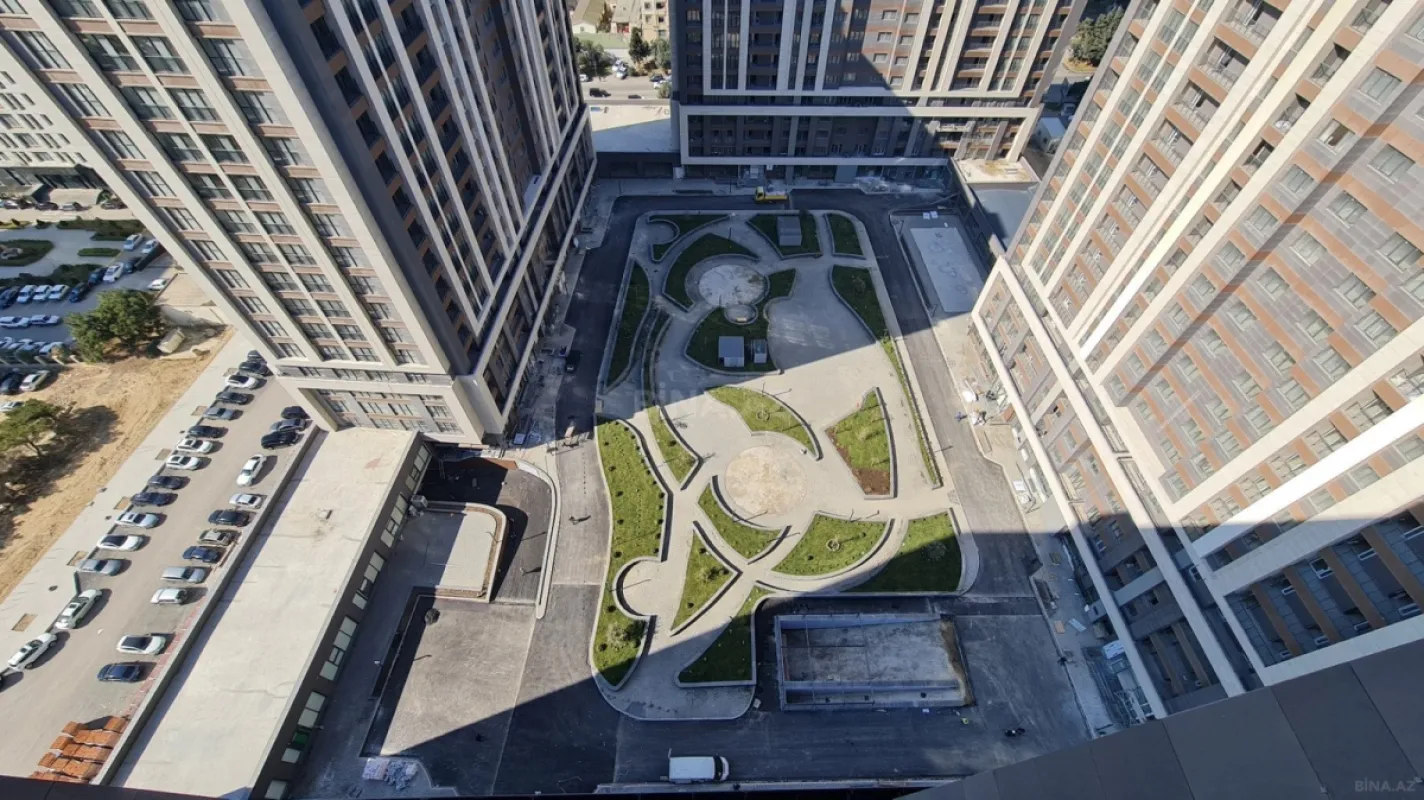 Satılır 3 otaqlı mənzil 124 m²