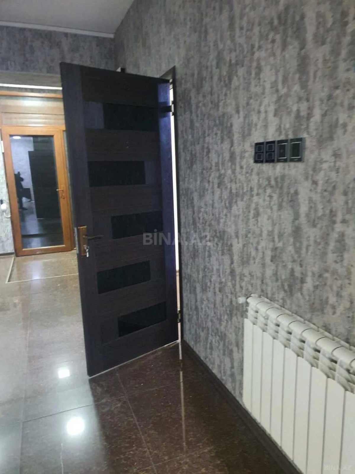 Kirayə verilir 5 otaqlı ofis 120 m²