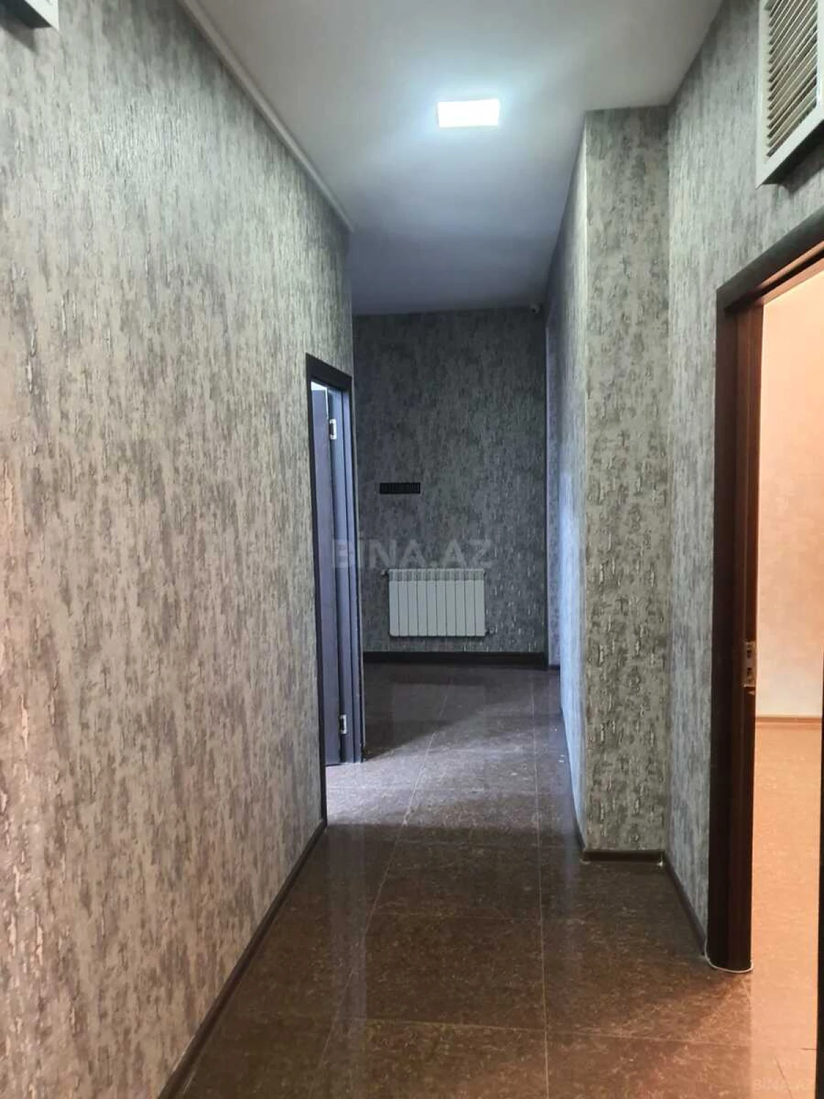 Kirayə verilir 5 otaqlı ofis 120 m²