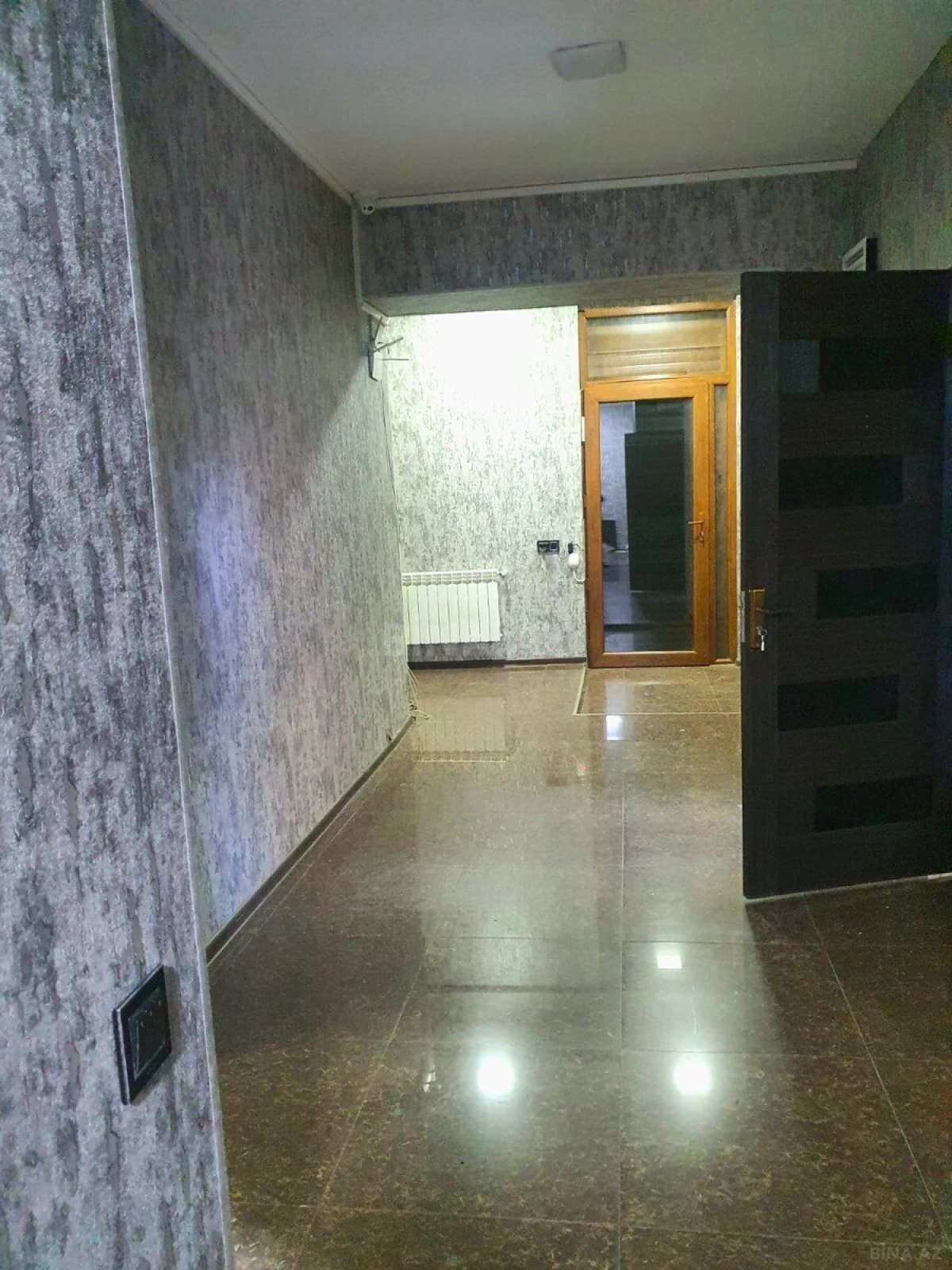 Kirayə verilir 5 otaqlı ofis 120 m²