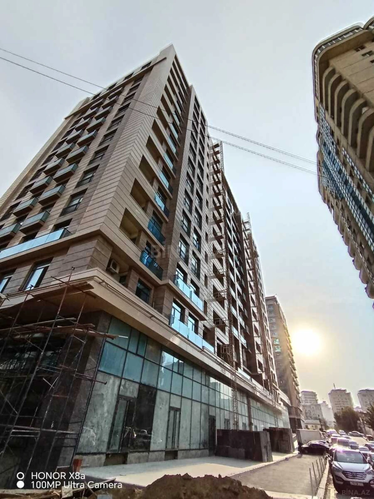 Satılır 3 otaqlı mənzil 118 m²