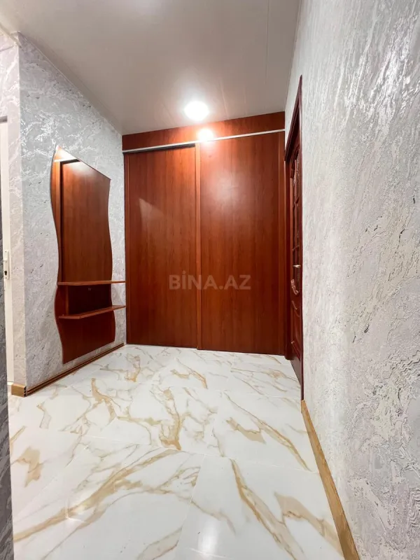 Satılır 2 otaqlı mənzil 70 m²