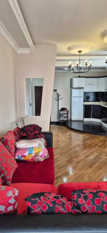 Satılır 2 otaqlı mənzil 64 m²